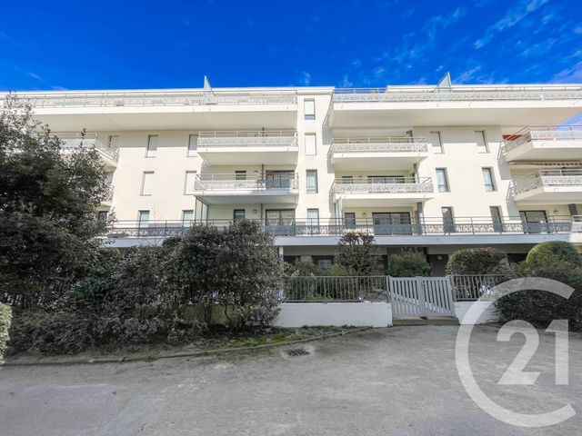 Appartement F3 à vendre - 3 pièces - 67.28 m2 - LES SABLES D OLONNE - 85 - PAYS-DE-LOIRE - Century 21 Bleu Marine