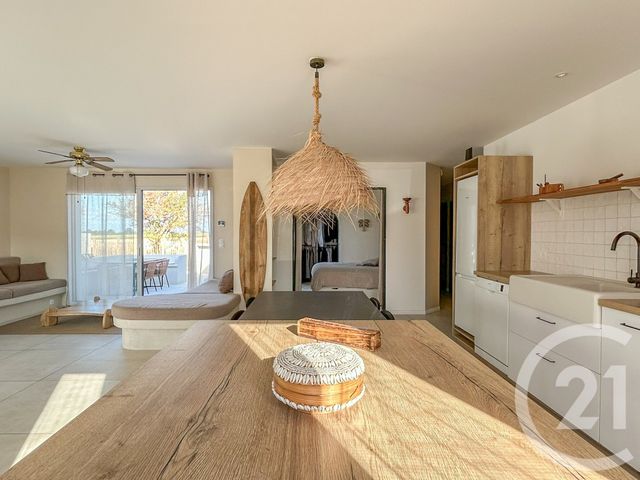 maison à vendre - 4 pièces - 120.31 m2 - ST MATHURIN - 85 - PAYS-DE-LOIRE - Century 21 Bleu Marine