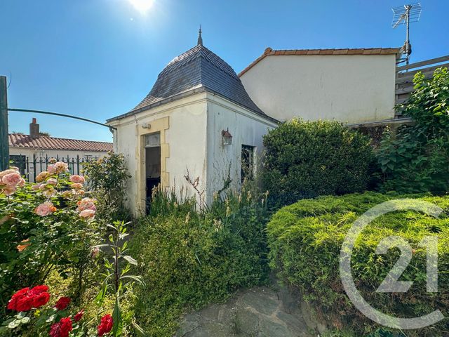 maison à vendre - 7 pièces - 155.21 m2 - LES SABLES D OLONNE - 85 - PAYS-DE-LOIRE - Century 21 Bleu Marine