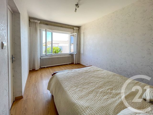 Afficher la photo en grand maison à vendre - 5 pièces - 117.83 m2 - OLONNE SUR MER - 85 - PAYS-DE-LOIRE - Century 21 Bleu Marine