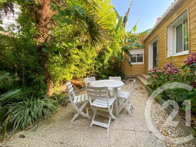 Appartement T3 à vendre - 3 pièces - 76.23 m2 - LES SABLES D OLONNE - 85 - PAYS-DE-LOIRE - Century 21 Bleu Marine