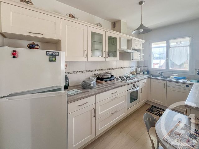 Appartement T1 à vendre - 1 pièce - 39.26 m2 - LES SABLES D OLONNE - 85 - PAYS-DE-LOIRE - Century 21 Bleu Marine