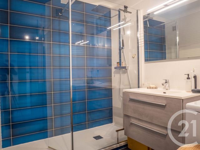 Appartement T3 à vendre - 3 pièces - 65.16 m2 - LES SABLES D OLONNE - 85 - PAYS-DE-LOIRE - Century 21 Bleu Marine