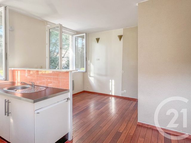 Appartement Studio à vendre - 1 pièce - 21.57 m2 - LES SABLES D OLONNE - 85 - PAYS-DE-LOIRE - Century 21 Bleu Marine