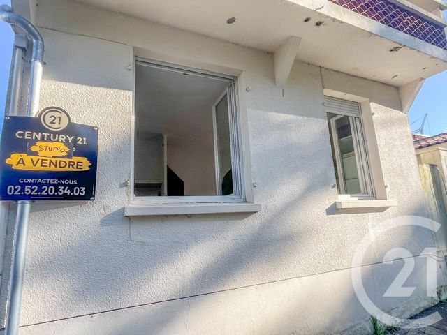 Appartement Studio à vendre - 1 pièce - 21.57 m2 - LES SABLES D OLONNE - 85 - PAYS-DE-LOIRE - Century 21 Bleu Marine