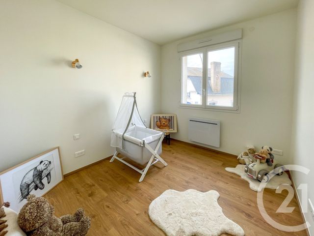 Afficher la photo en grand Appartement F3 à vendre - 3 pièces - 56.45 m2 - LES SABLES D OLONNE - 85 - PAYS-DE-LOIRE - Century 21 Bleu Marine