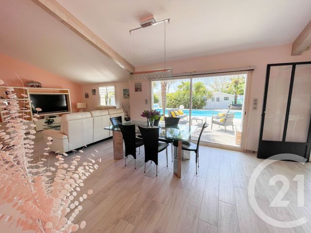 Afficher la photo en grand maison à vendre - 6 pièces - 160.34 m2 - OLONNE SUR MER - 85 - PAYS-DE-LOIRE - Century 21 Bleu Marine