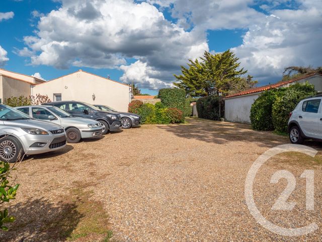 maison à vendre - 12 pièces - 190.0 m2 - LES SABLES D OLONNE - 85 - PAYS-DE-LOIRE - Century 21 Bleu Marine