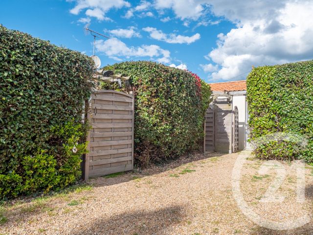 maison à vendre - 12 pièces - 190.0 m2 - LES SABLES D OLONNE - 85 - PAYS-DE-LOIRE - Century 21 Bleu Marine