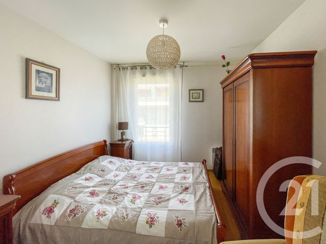 Afficher la photo en grand Appartement F2 à vendre - 2 pièces - 43.29 m2 - LES SABLES D OLONNE - 85 - PAYS-DE-LOIRE - Century 21 Bleu Marine