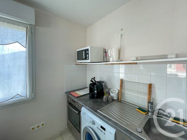 Afficher la photo en grand Appartement F2 à vendre - 2 pièces - 43.29 m2 - LES SABLES D OLONNE - 85 - PAYS-DE-LOIRE - Century 21 Bleu Marine