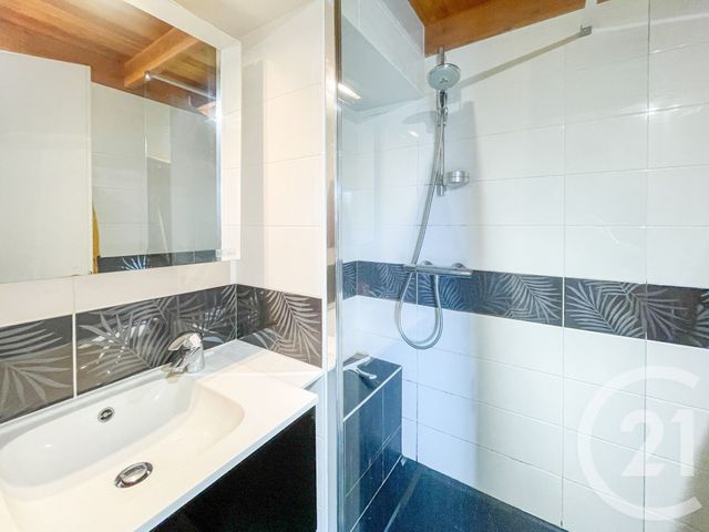 Afficher la photo en grand Appartement F2 bis à vendre - 2 pièces - 46.8 m2 - LES SABLES D OLONNE - 85 - PAYS-DE-LOIRE - Century 21 Bleu Marine