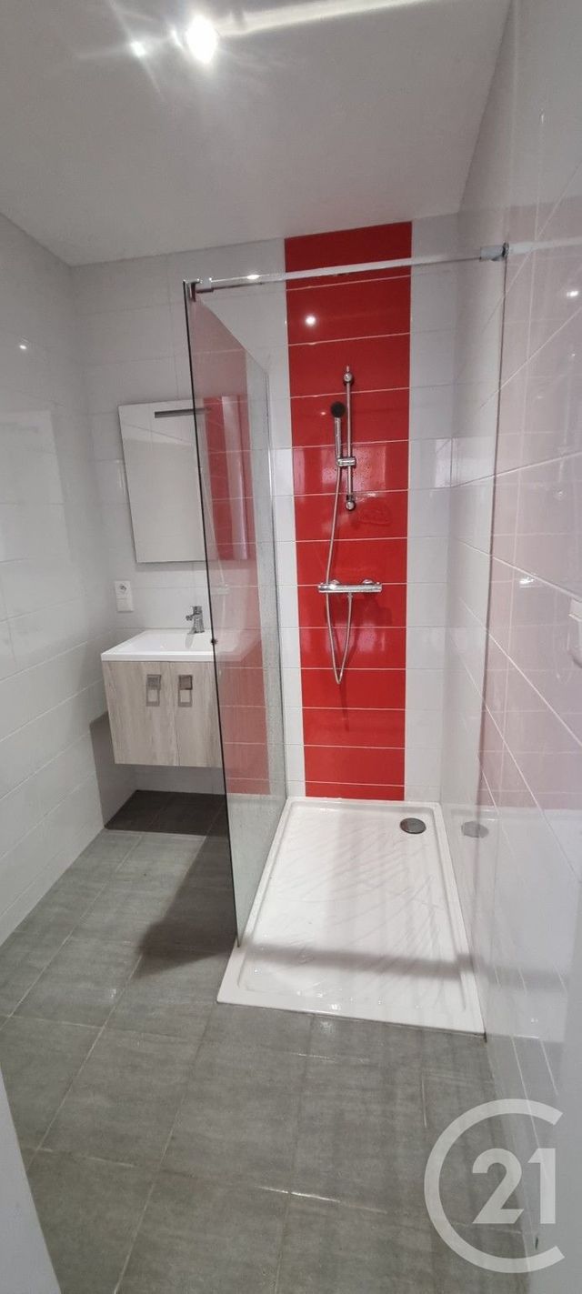 commerce à louer - 300.0 m2 - LES SABLES D OLONNE - 85 - PAYS-DE-LOIRE - Century 21 Bleu Marine