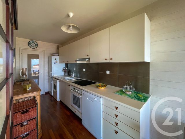 Appartement F3 à vendre - 3 pièces - 72.12 m2 - LES SABLES D OLONNE - 85 - PAYS-DE-LOIRE - Century 21 Bleu Marine