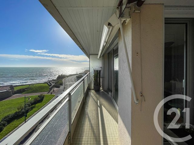 Appartement F3 à vendre - 3 pièces - 72.12 m2 - LES SABLES D OLONNE - 85 - PAYS-DE-LOIRE - Century 21 Bleu Marine