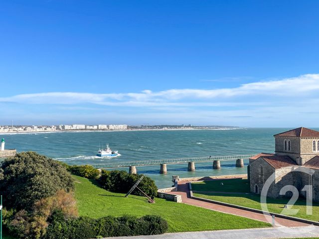 Appartement F3 à vendre - 3 pièces - 72.12 m2 - LES SABLES D OLONNE - 85 - PAYS-DE-LOIRE - Century 21 Bleu Marine