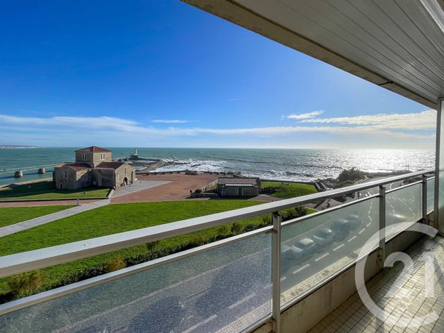 Appartement F3 à vendre - 3 pièces - 72.12 m2 - LES SABLES D OLONNE - 85 - PAYS-DE-LOIRE - Century 21 Bleu Marine