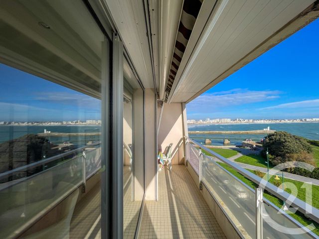 Appartement F3 à vendre - 3 pièces - 72.12 m2 - LES SABLES D OLONNE - 85 - PAYS-DE-LOIRE - Century 21 Bleu Marine