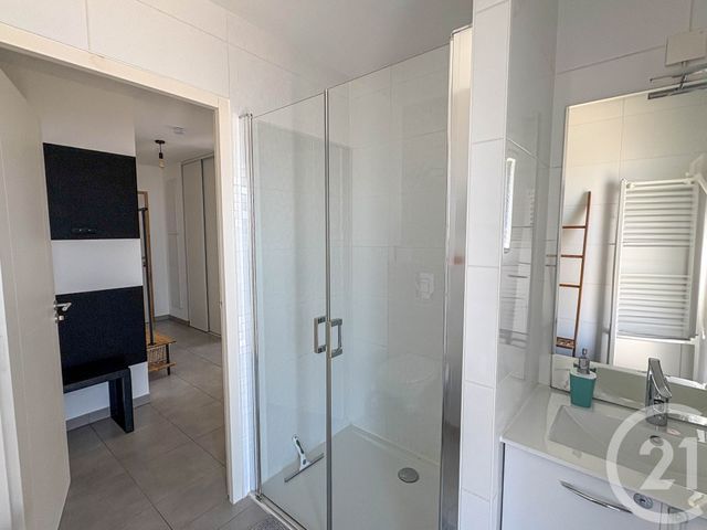Appartement T3 à vendre - 3 pièces - 66.22 m2 - LES SABLES D OLONNE - 85 - PAYS-DE-LOIRE - Century 21 Bleu Marine