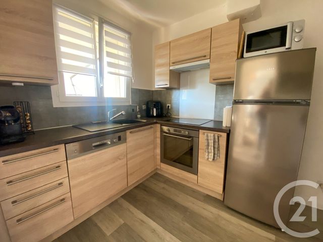 Afficher la photo en grand Appartement T3 à vendre - 3 pièces - 52.01 m2 - CHATEAU D OLONNE - 85 - PAYS-DE-LOIRE - Century 21 Bleu Marine