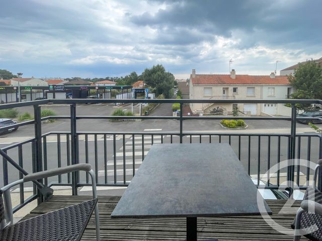 Appartement F2 à vendre - 2 pièces - 53.98 m2 - CHATEAU D OLONNE - 85 - PAYS-DE-LOIRE - Century 21 Bleu Marine