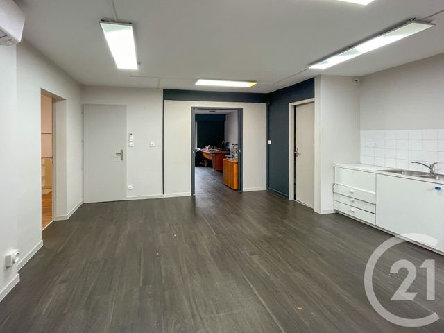 Afficher la photo en grand Appartement F5 à vendre - 5 pièces - 116.76 m2 - LES SABLES D OLONNE - 85 - PAYS-DE-LOIRE - Century 21 Bleu Marine