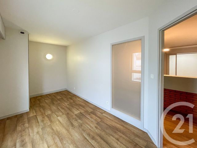 Afficher la photo en grand Appartement F5 à vendre - 5 pièces - 116.76 m2 - LES SABLES D OLONNE - 85 - PAYS-DE-LOIRE - Century 21 Bleu Marine