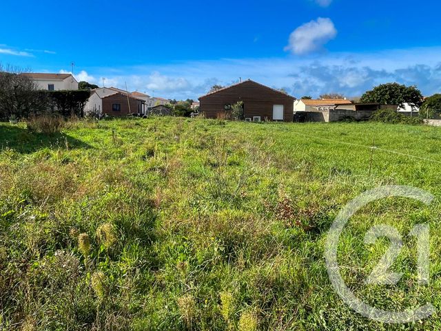 terrain à vendre - 713.0 m2 - OLONNE SUR MER - 85 - PAYS-DE-LOIRE - Century 21 Bleu Marine