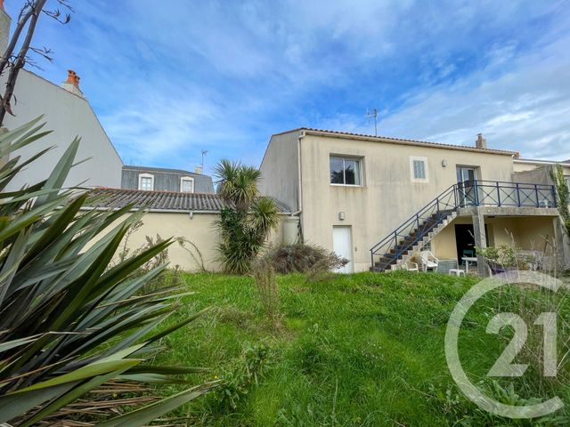 maison à vendre - 11 pièces - 264.39 m2 - LES SABLES D OLONNE - 85 - PAYS-DE-LOIRE - Century 21 Bleu Marine