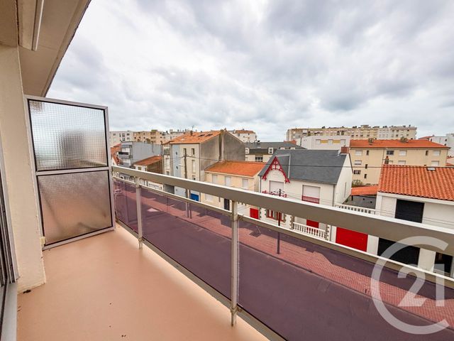 Appartement T3 à vendre - 3 pièces - 58.02 m2 - LES SABLES D OLONNE - 85 - PAYS-DE-LOIRE - Century 21 Bleu Marine