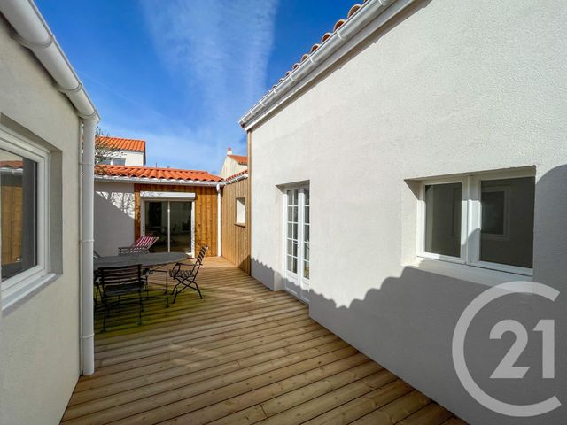 maison à vendre - 6 pièces - 136.9 m2 - LES SABLES D OLONNE - 85 - PAYS-DE-LOIRE - Century 21 Bleu Marine
