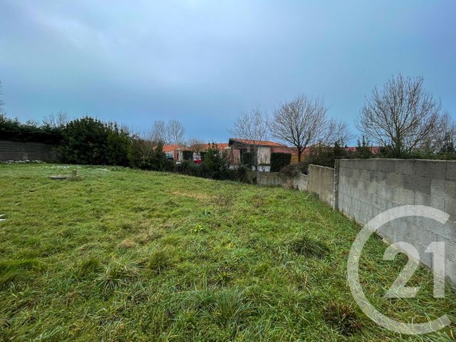 terrain à vendre - 687.0 m2 - OLONNE SUR MER - 85 - PAYS-DE-LOIRE - Century 21 Bleu Marine