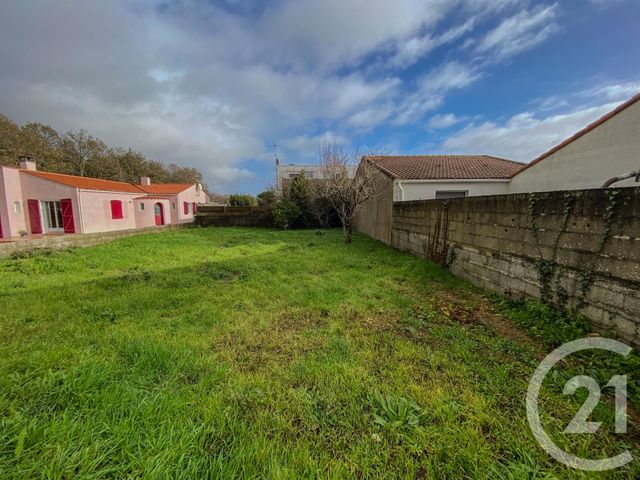 terrain à vendre - 348.0 m2 - OLONNE SUR MER - 85 - PAYS-DE-LOIRE - Century 21 Bleu Marine