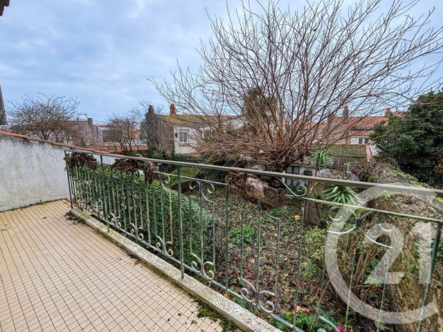 maison à vendre - 7 pièces - 155.21 m2 - LES SABLES D OLONNE - 85 - PAYS-DE-LOIRE - Century 21 Bleu Marine