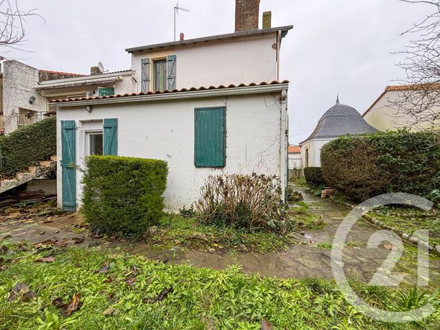 maison à vendre - 7 pièces - 155.21 m2 - LES SABLES D OLONNE - 85 - PAYS-DE-LOIRE - Century 21 Bleu Marine