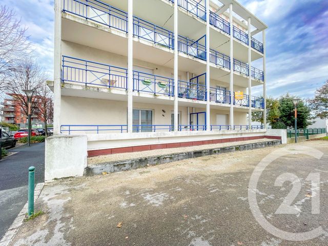 Appartement F3 à vendre - 3 pièces - 68.88 m2 - LES SABLES D OLONNE - 85 - PAYS-DE-LOIRE - Century 21 Bleu Marine