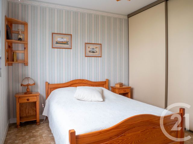 Appartement T2 à vendre - 2 pièces - 42.61 m2 - LES SABLES D OLONNE - 85 - PAYS-DE-LOIRE - Century 21 Bleu Marine