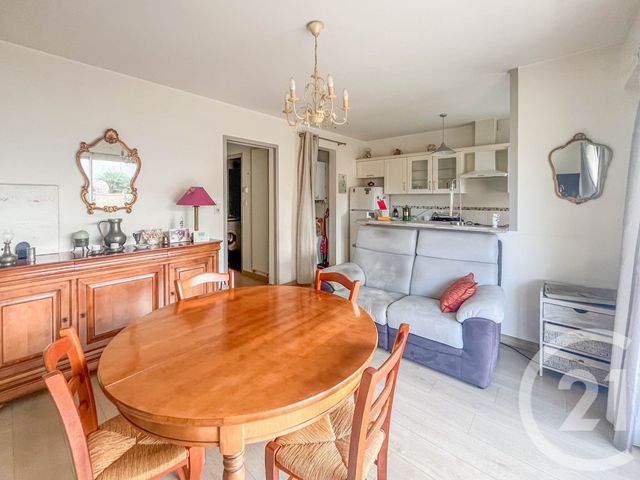 Appartement T2 à vendre - 2 pièces - 39.26 m2 - LES SABLES D OLONNE - 85 - PAYS-DE-LOIRE - Century 21 Bleu Marine