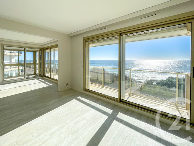 Appartement F5 à vendre - 5 pièces - 119.78 m2 - LES SABLES D OLONNE - 85 - PAYS-DE-LOIRE - Century 21 Bleu Marine