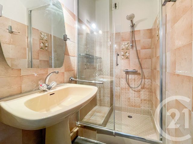 Appartement F5 à vendre - 5 pièces - 119.78 m2 - LES SABLES D OLONNE - 85 - PAYS-DE-LOIRE - Century 21 Bleu Marine