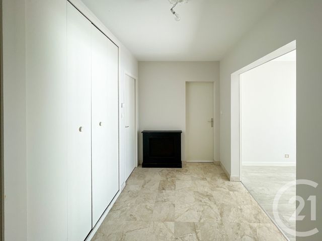 Appartement F5 à vendre - 5 pièces - 119.78 m2 - LES SABLES D OLONNE - 85 - PAYS-DE-LOIRE - Century 21 Bleu Marine