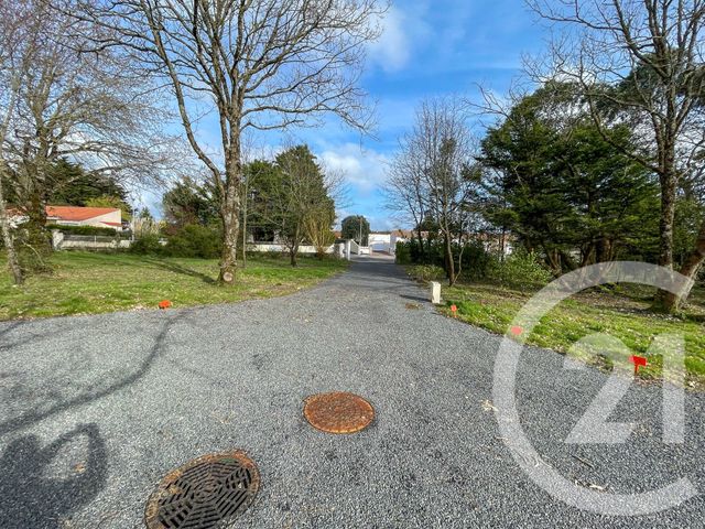 terrain à vendre - 732.0 m2 - CHATEAU D OLONNE - 85 - PAYS-DE-LOIRE - Century 21 Bleu Marine