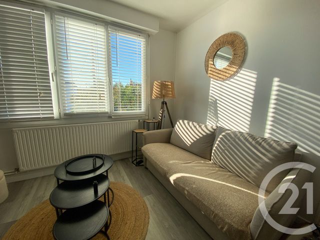 Appartement T3 à vendre - 3 pièces - 52.01 m2 - CHATEAU D OLONNE - 85 - PAYS-DE-LOIRE - Century 21 Bleu Marine