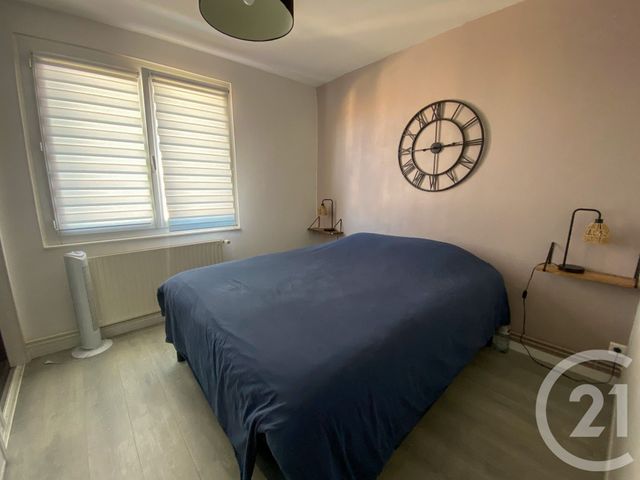 Appartement T3 à vendre - 3 pièces - 52.01 m2 - CHATEAU D OLONNE - 85 - PAYS-DE-LOIRE - Century 21 Bleu Marine