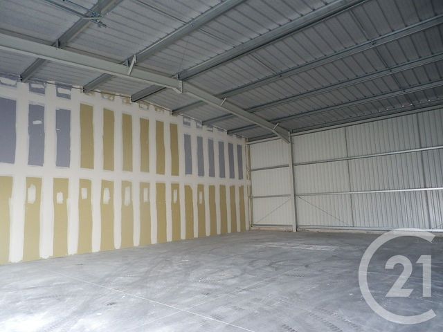 commerce à louer - 215.0 m2 - ST GILLES CROIX DE VIE - 85 - PAYS-DE-LOIRE - Century 21 Bleu Marine