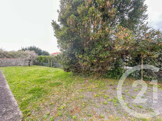 Appartement F3 à vendre - 3 pièces - 57.45 m2 - LES SABLES D OLONNE - 85 - PAYS-DE-LOIRE - Century 21 Bleu Marine