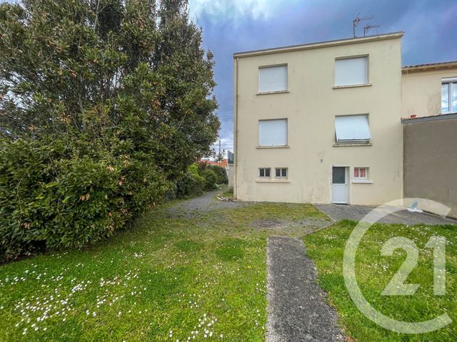 Appartement F3 à vendre - 3 pièces - 57.45 m2 - LES SABLES D OLONNE - 85 - PAYS-DE-LOIRE - Century 21 Bleu Marine