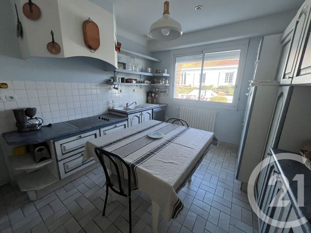 maison à vendre - 4 pièces - 126.74 m2 - CHATEAU D OLONNE - 85 - PAYS-DE-LOIRE - Century 21 Bleu Marine