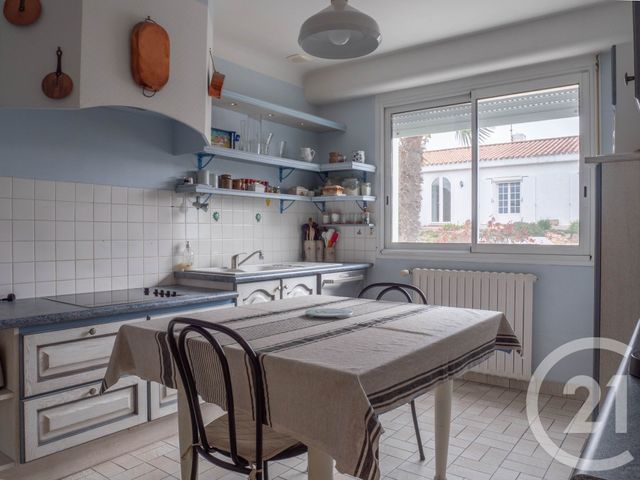 maison à vendre - 4 pièces - 126.74 m2 - CHATEAU D OLONNE - 85 - PAYS-DE-LOIRE - Century 21 Bleu Marine