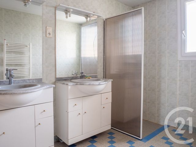 maison à vendre - 5 pièces - 110.3 m2 - CHATEAU D OLONNE - 85 - PAYS-DE-LOIRE - Century 21 Bleu Marine